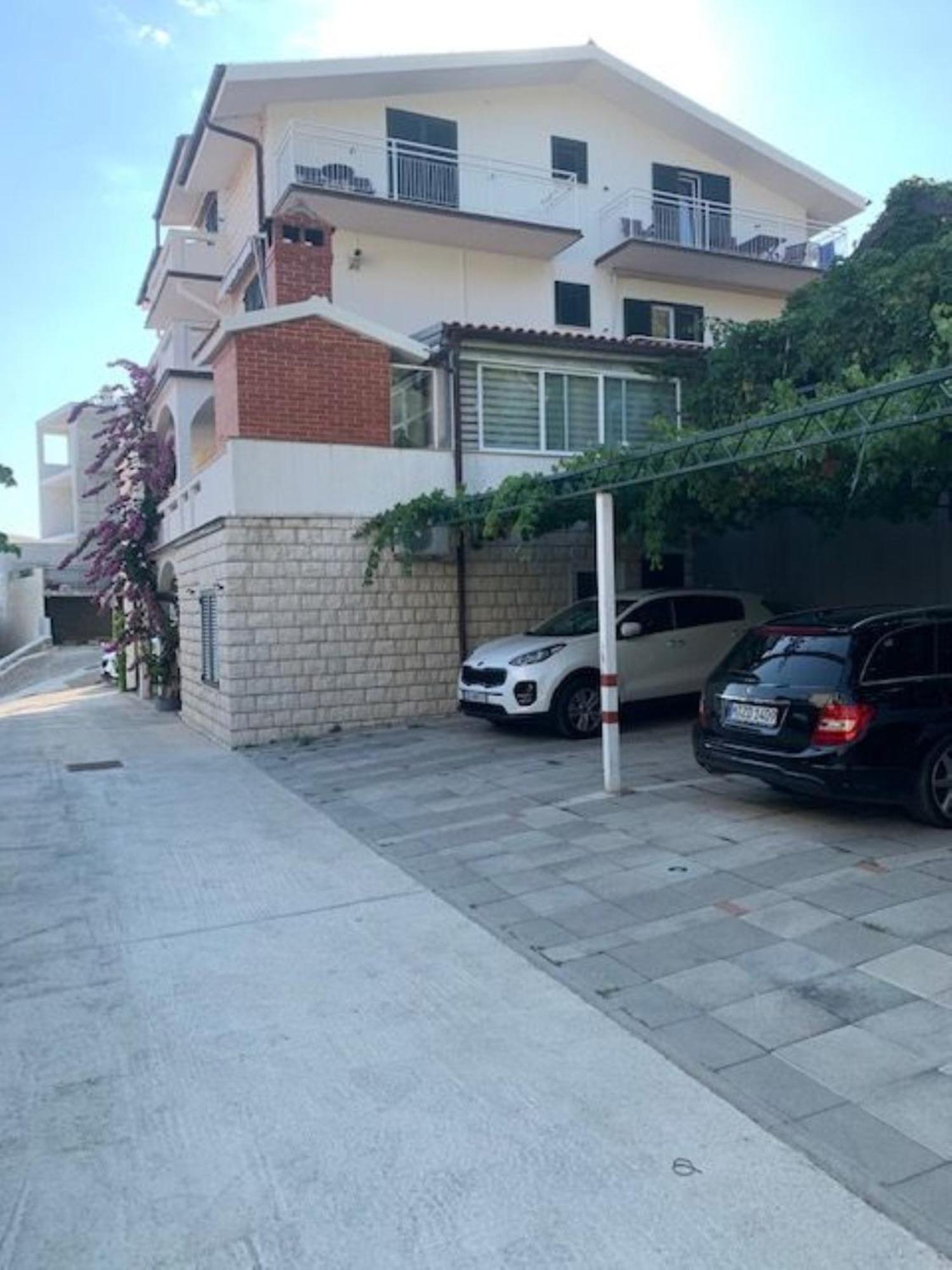 Apartments Mosor Omiš Quarto foto